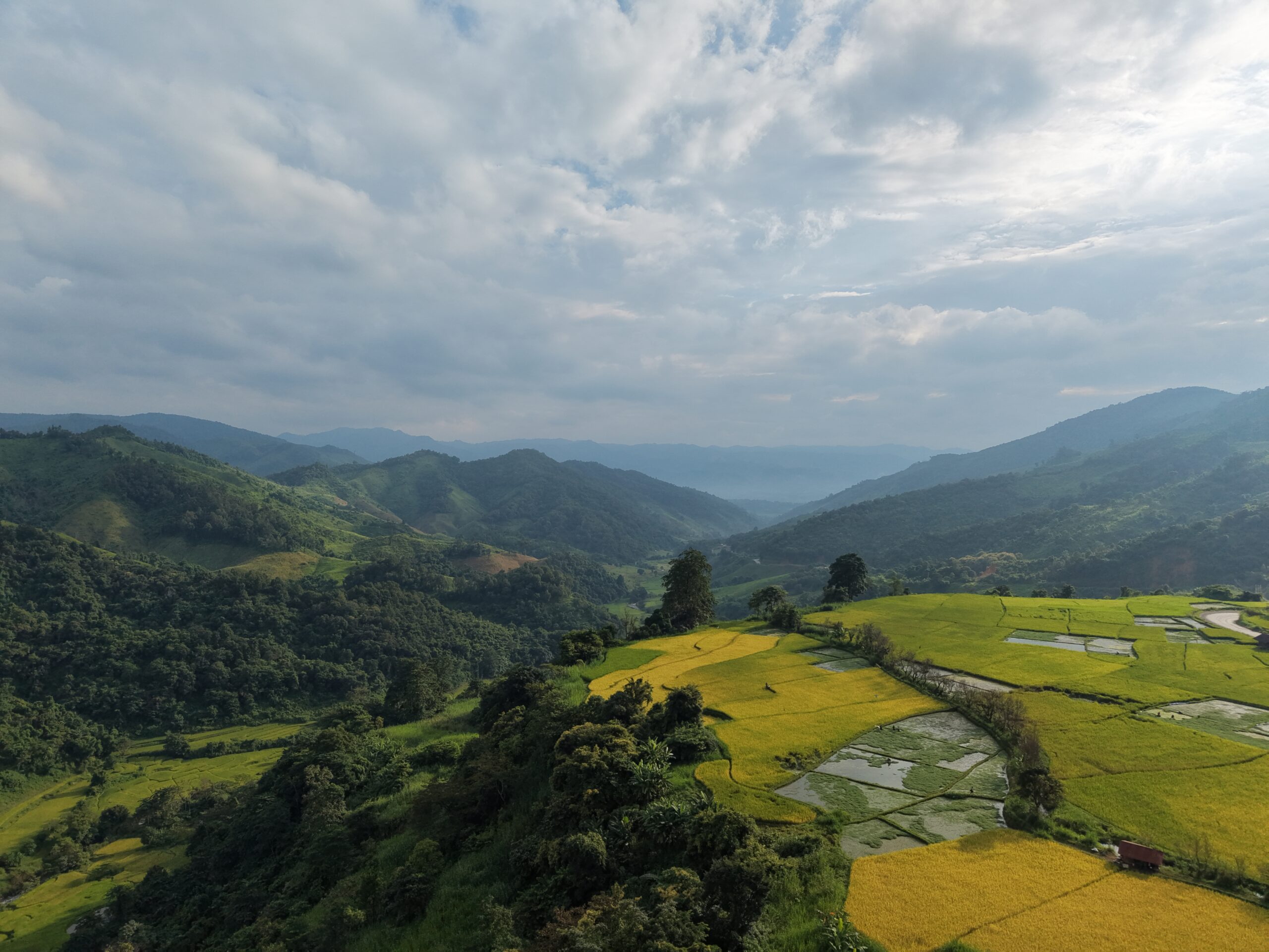 Laos beautiful cycling adventure by thailand cycle tours